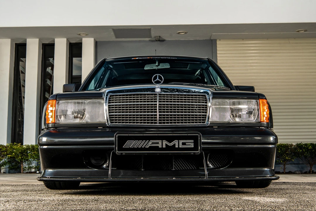 1990 Mercedes-Benz 190E 2.5-16 Evolution II - Image 11 of 31