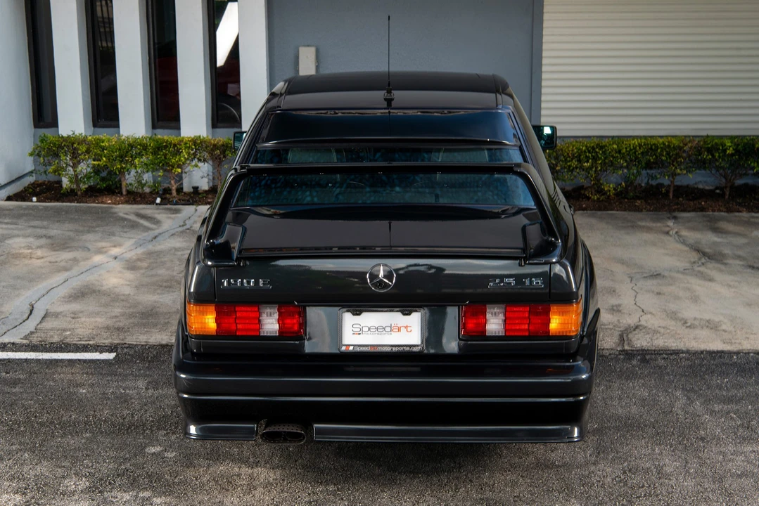 1990 Mercedes-Benz 190E 2.5-16 Evolution II - Image 16 of 31