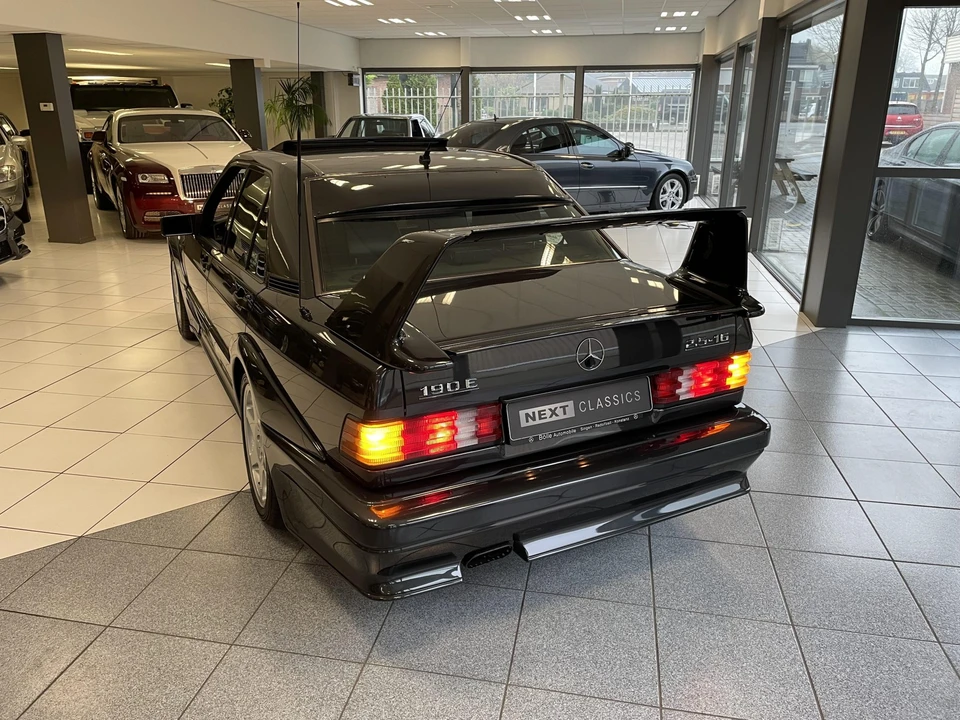 1990 Mercedes-Benz 190E 2.5-16 Evolution II - Image 16 of 31