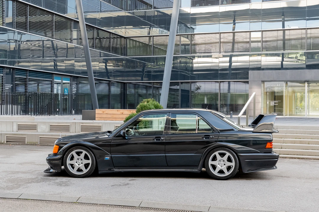 1990 Mercedes-Benz 190E 2.5-16 Evolution II - Image 12 of 31