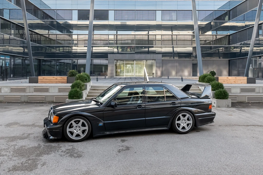1990 Mercedes-Benz 190E 2.5-16 Evolution II - Image 5 of 31