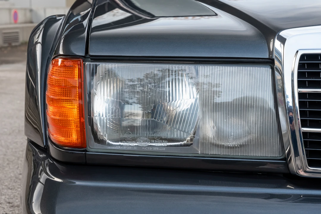 1990 Mercedes-Benz 190E 2.5-16 Evolution II - Image 30 of 31