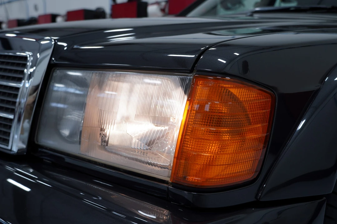 1990 Mercedes-Benz 190E 2.5-16 Evolution II - Image 31 of 31