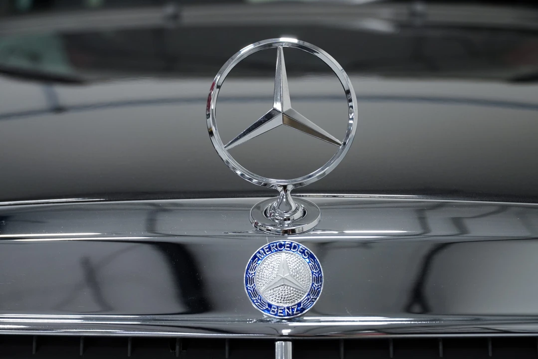 1990 Mercedes-Benz 190E 2.5-16 Evolution II - Image 27 of 31