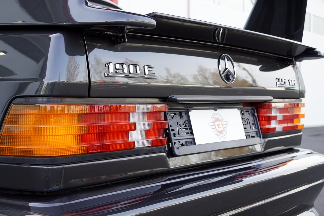 1990 Mercedes-Benz 190E 2.5-16 Evolution II - Image 12 of 31
