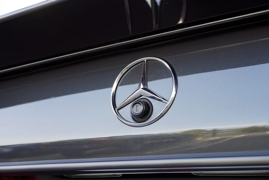 1990 Mercedes-Benz 190E 2.5-16 Evolution II - Image 14 of 31