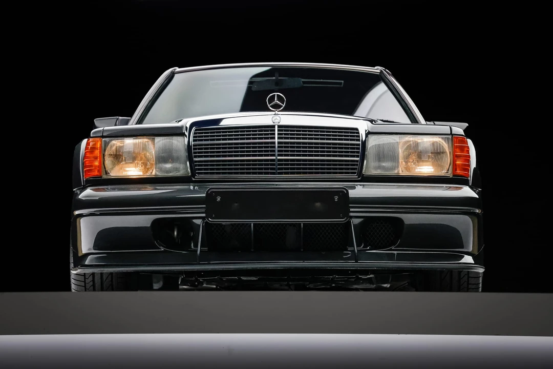 1990 Mercedes-Benz 190E 2.5-16 Evolution II - Image 8 of 31