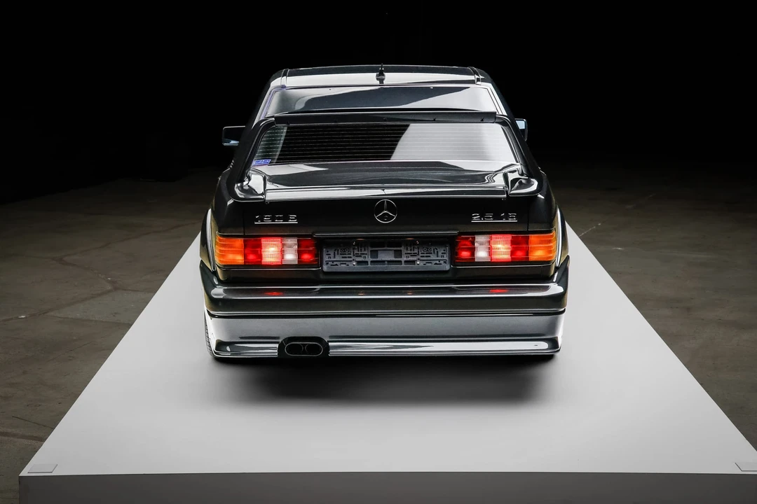 1990 Mercedes-Benz 190E 2.5-16 Evolution II - Image 24 of 31