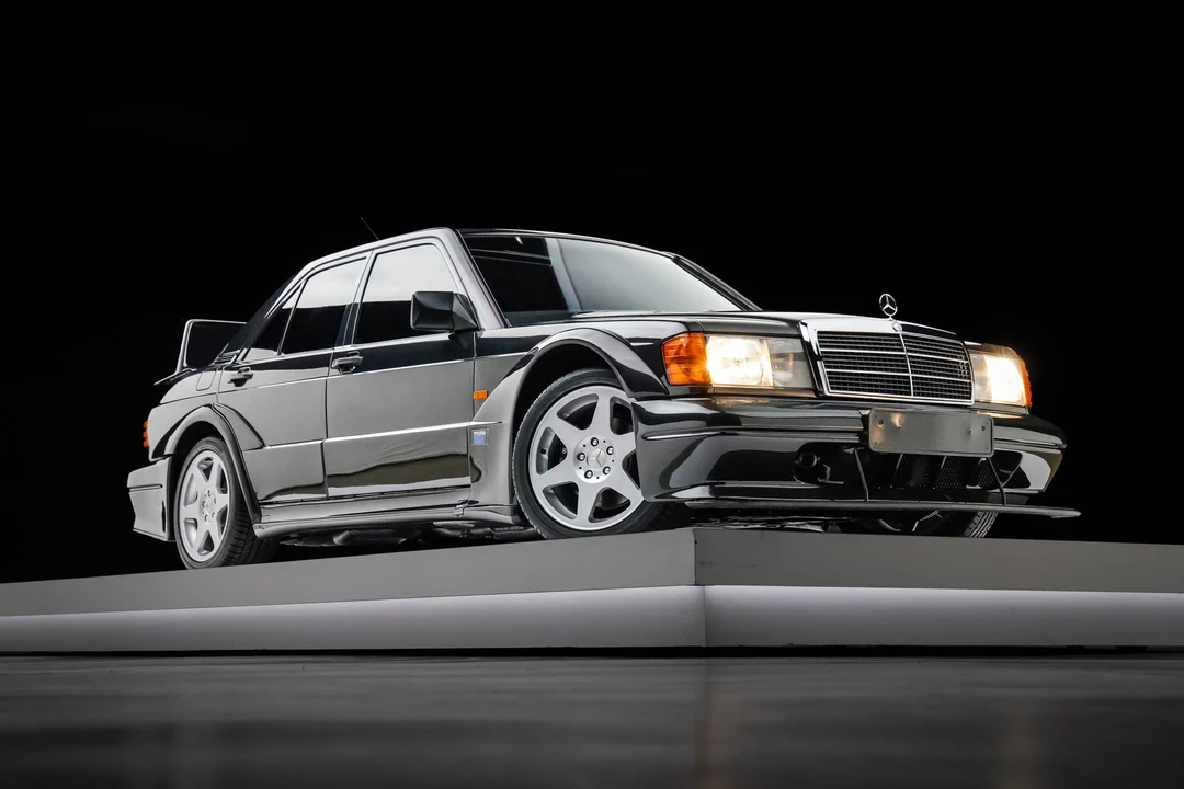 1990 Mercedes-Benz 190E 2.5-16 Evolution II - Image 13 of 31