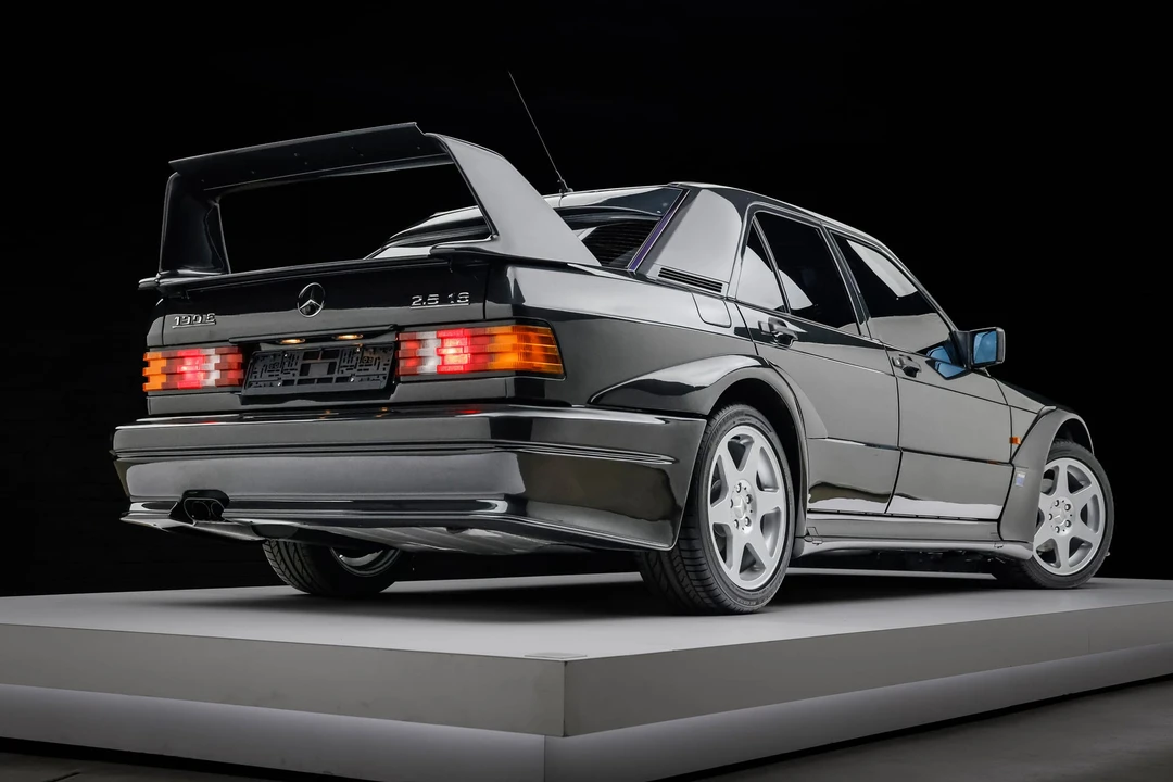 1990 Mercedes-Benz 190E 2.5-16 Evolution II - Image 20 of 31
