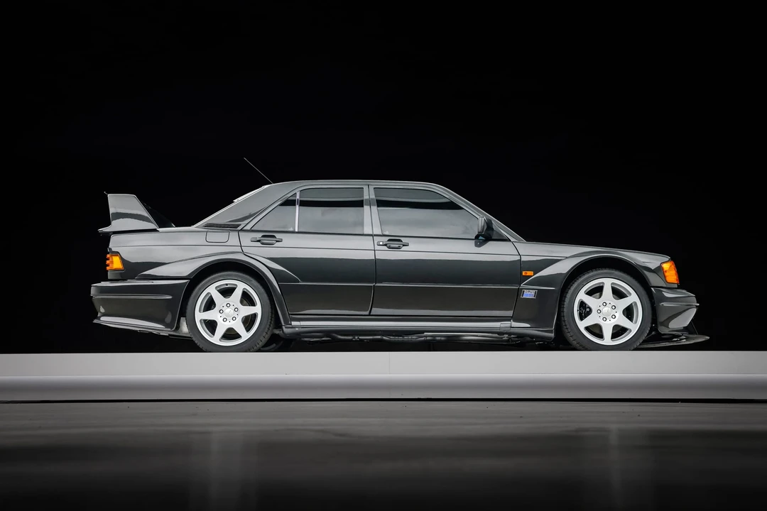 1990 Mercedes-Benz 190E 2.5-16 Evolution II - Image 17 of 31