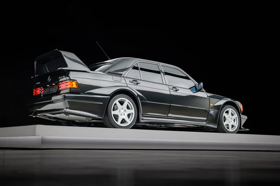 1990 Mercedes-Benz 190E 2.5-16 Evolution II - Image 19 of 31