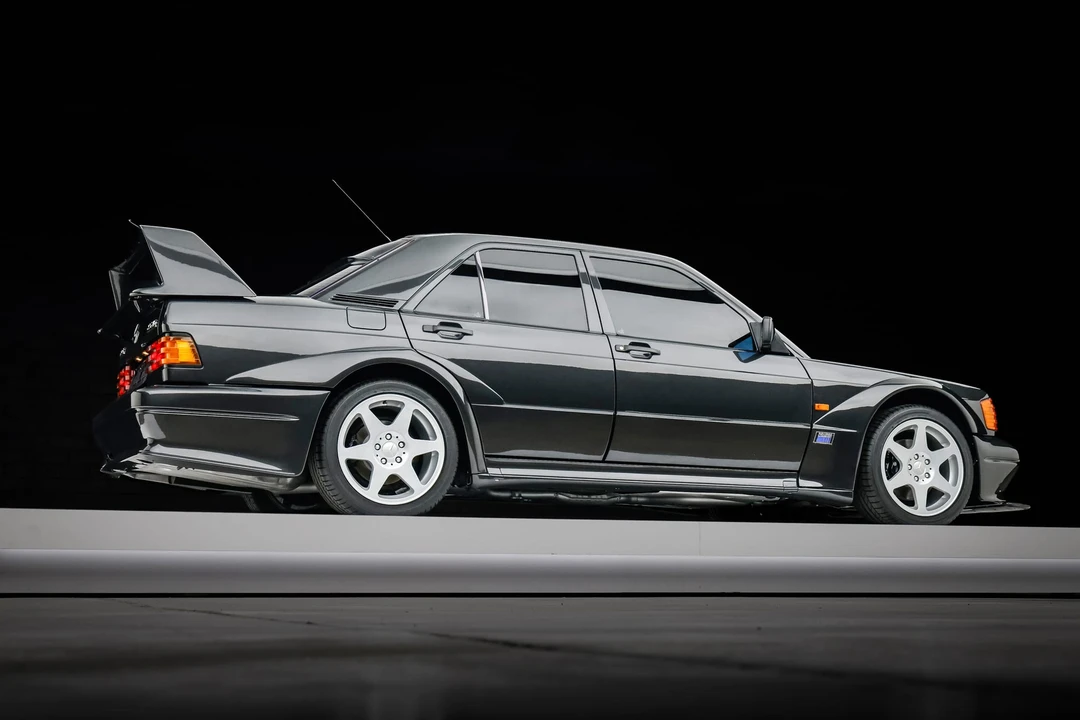 1990 Mercedes-Benz 190E 2.5-16 Evolution II - Image 18 of 31