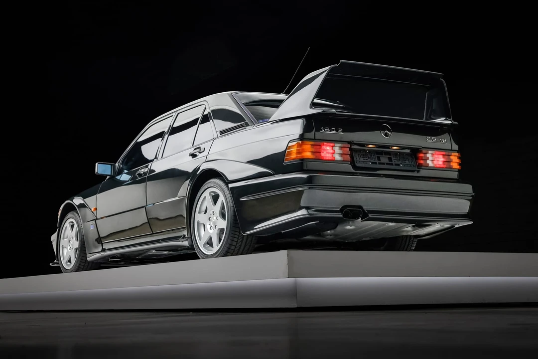 1990 Mercedes-Benz 190E 2.5-16 Evolution II - Image 25 of 31