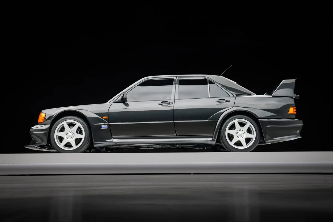 1990 Mercedes-Benz 190E 2.5-16 Evolution II - Image 29 of 31