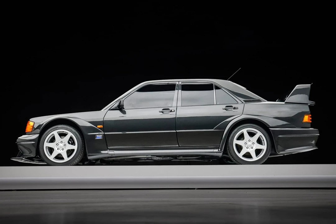 1990 Mercedes-Benz 190E 2.5-16 Evolution II - Image 30 of 31