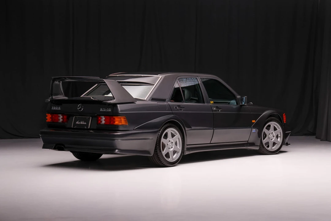 1990 Mercedes-Benz 190E 2.5-16 Evolution II - Image 7 of 31
