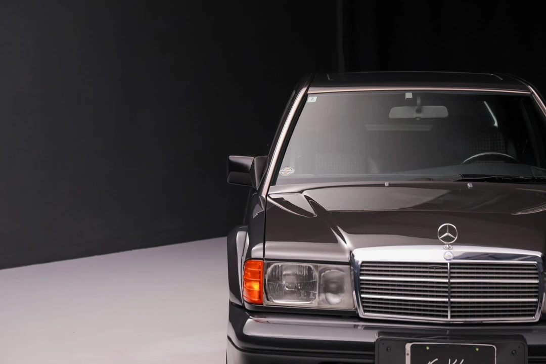 1990 Mercedes-Benz 190E 2.5-16 Evolution II - Image 14 of 31