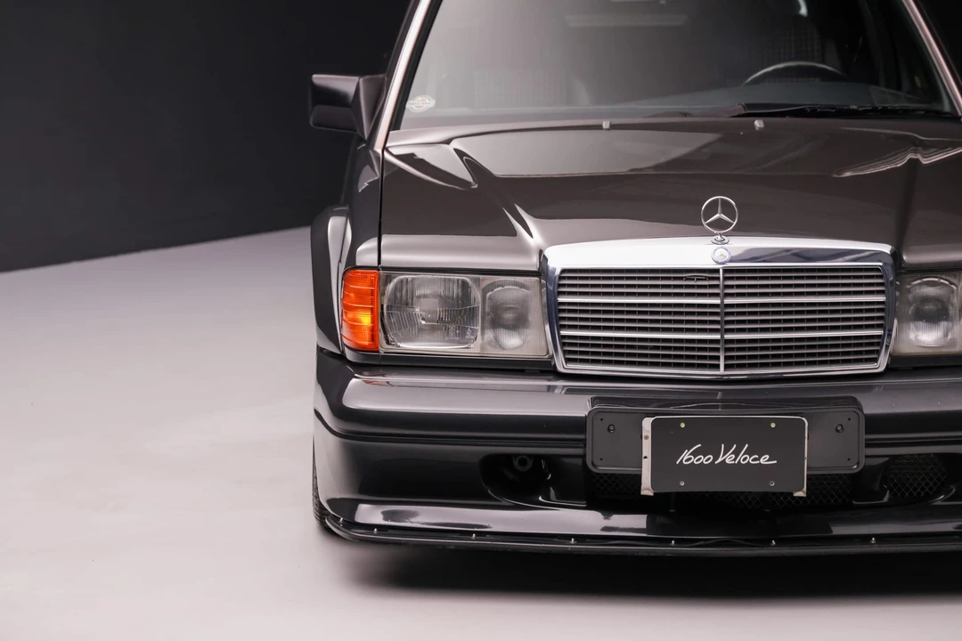 1990 Mercedes-Benz 190E 2.5-16 Evolution II - Image 16 of 31