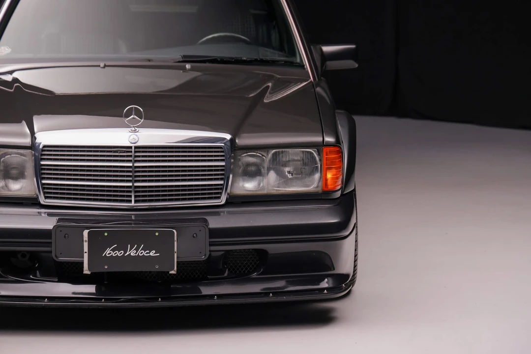 1990 Mercedes-Benz 190E 2.5-16 Evolution II - Image 17 of 31