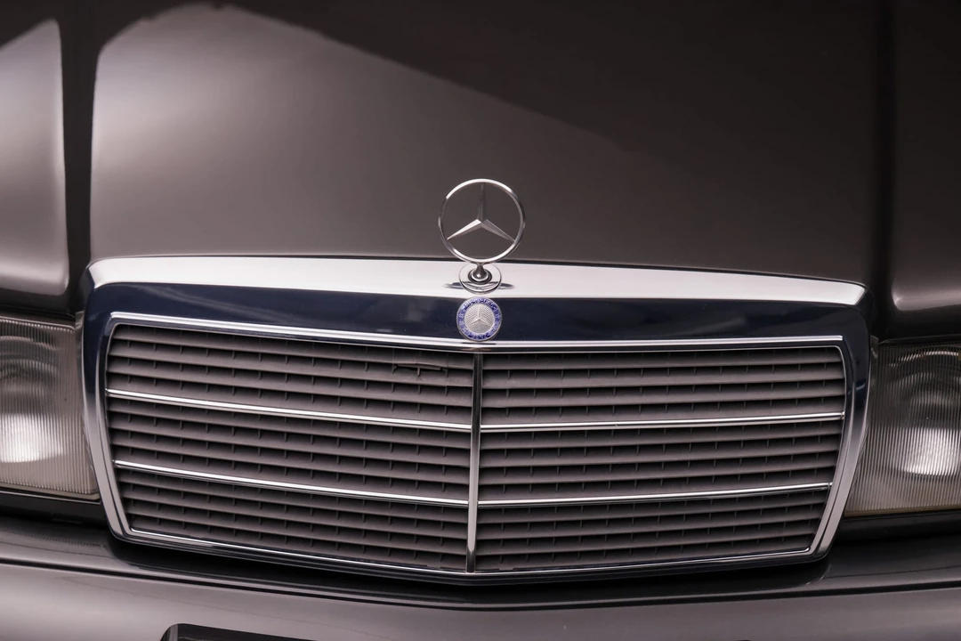 1990 Mercedes-Benz 190E 2.5-16 Evolution II - Image 20 of 31