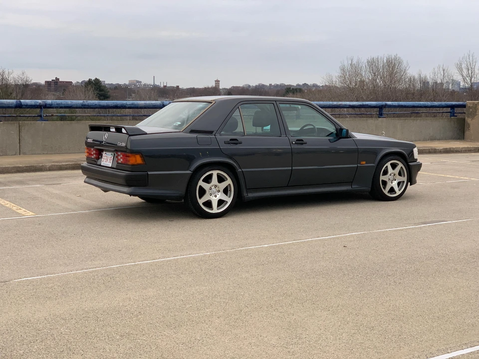 1990 Mercedes-Benz 190E 2.3-16 & 2.5-16 - Image 11 of 30