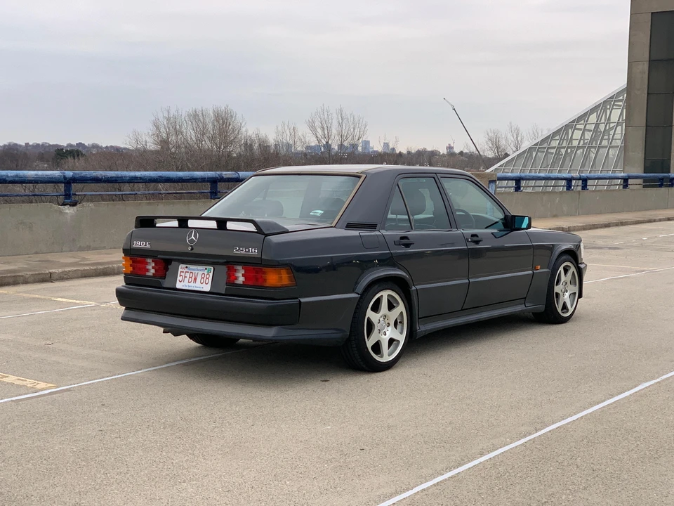 1990 Mercedes-Benz 190E 2.3-16 & 2.5-16 - Image 10 of 30