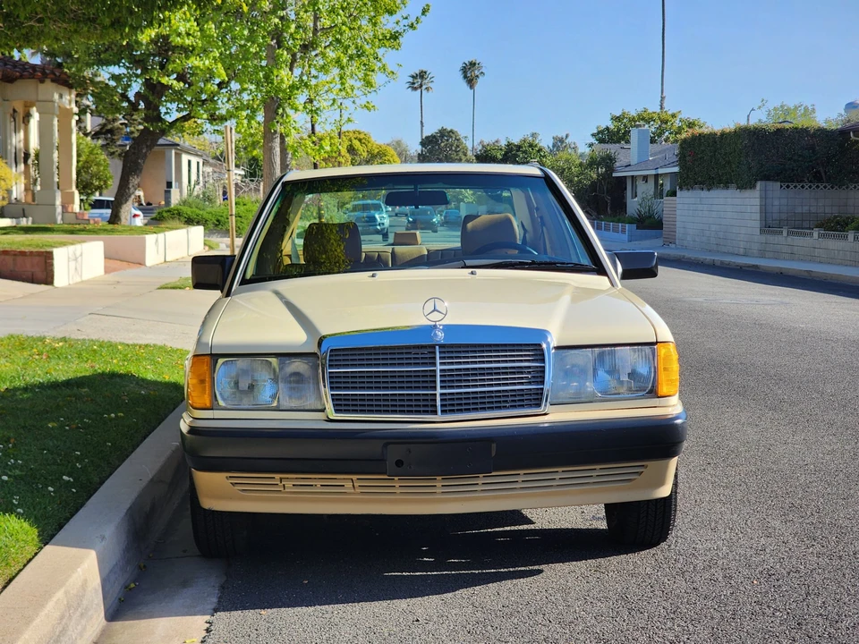 1990 Mercedes-Benz 190E - Image 20 of 31