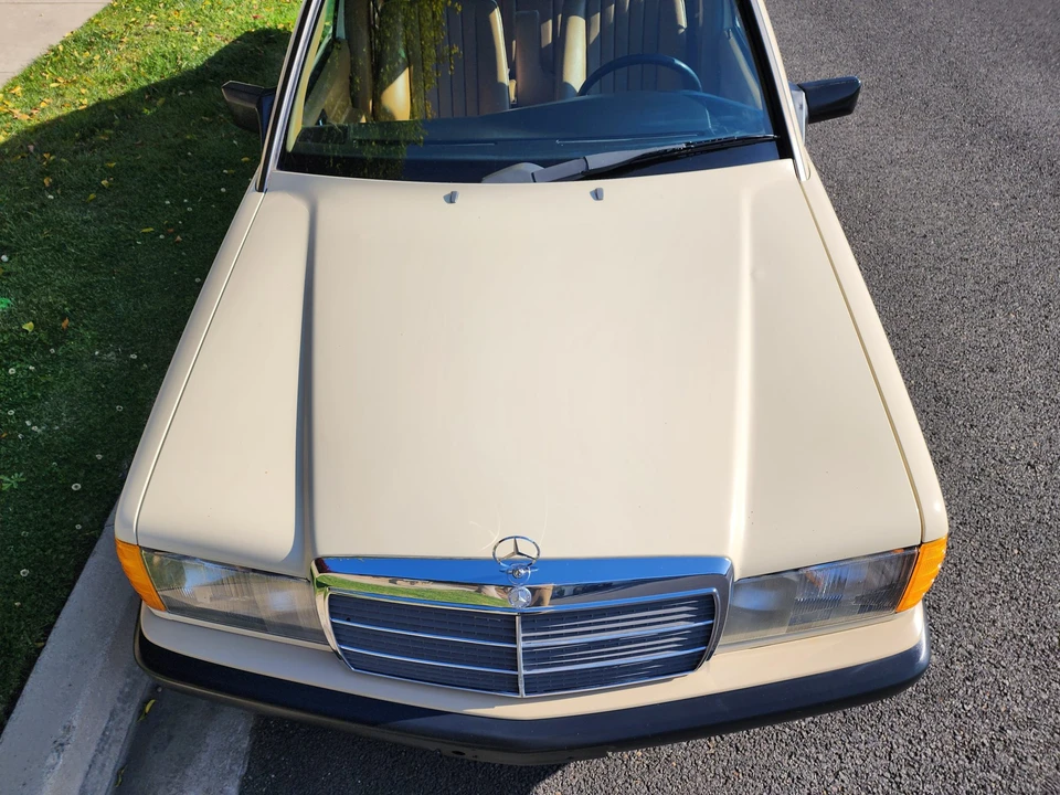 1990 Mercedes-Benz 190E - Image 21 of 31