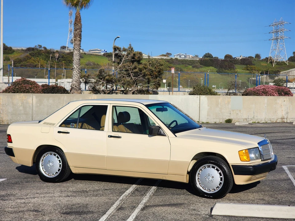 1990 Mercedes-Benz 190E - Image 16 of 31