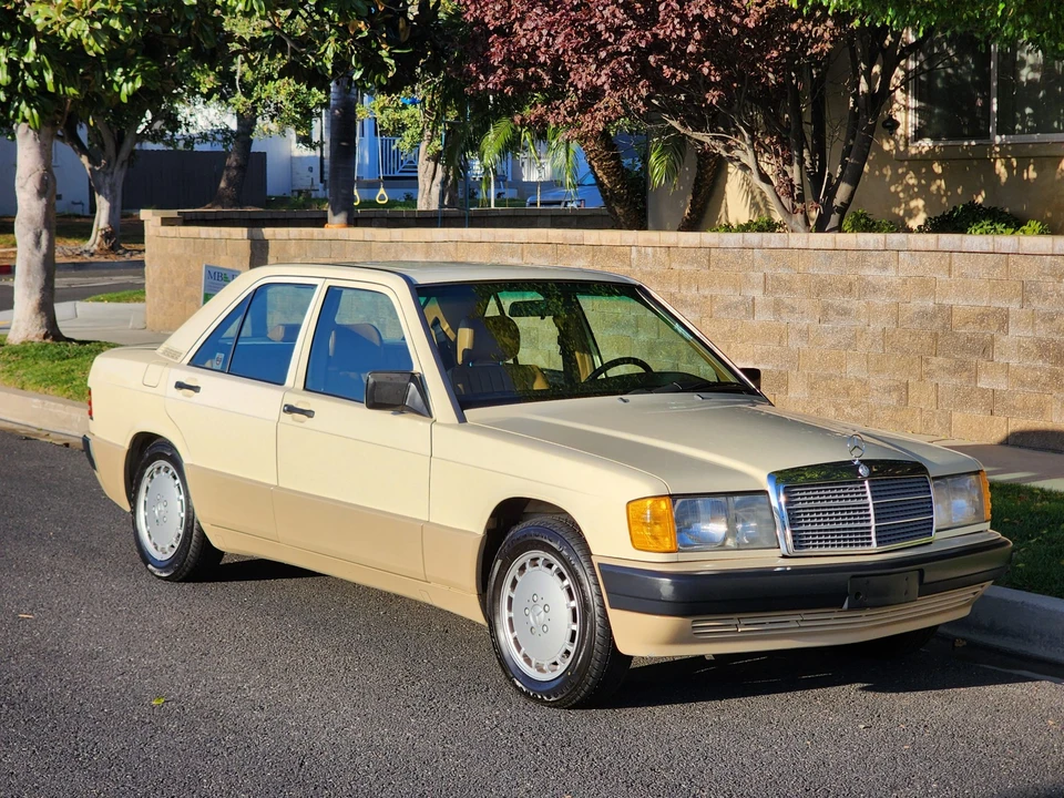 1990 Mercedes-Benz 190E - Image 19 of 31