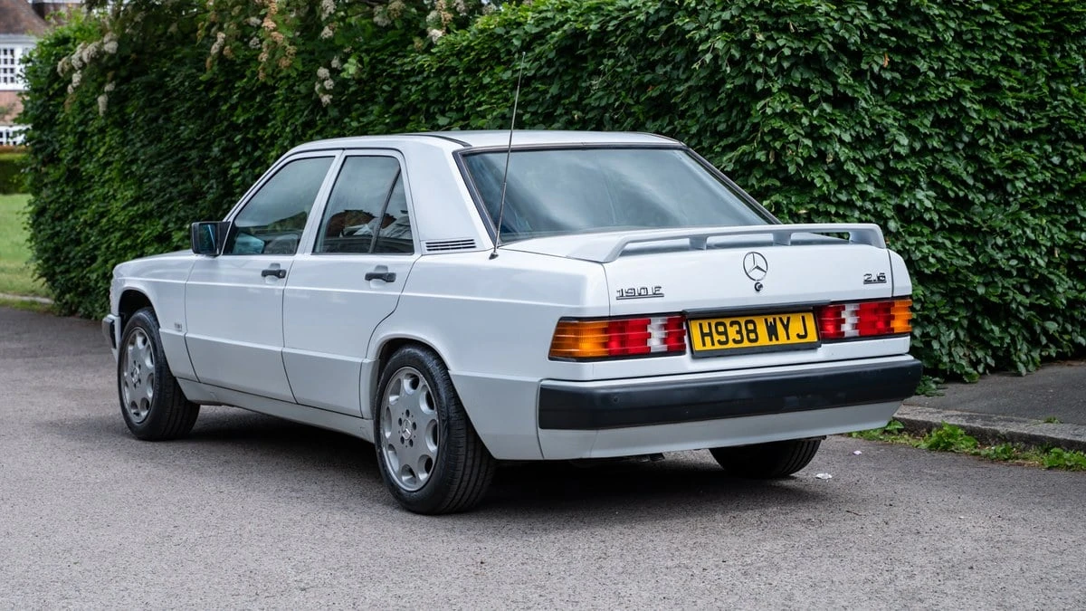 1990 Mercedes-Benz 190E - Image 7 of 30