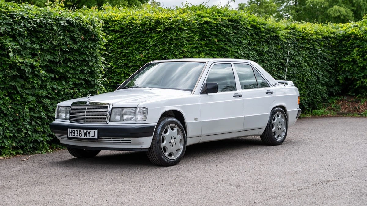 1990 Mercedes-Benz 190E - Image 2 of 30