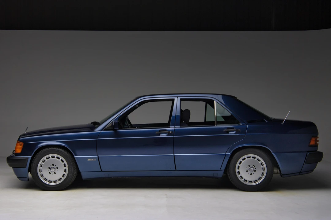 1990 Mercedes-Benz 190E - Image 3 of 31