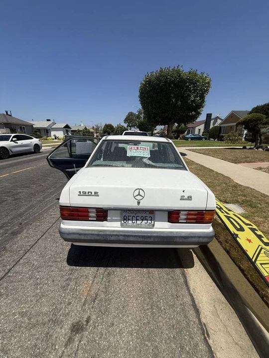 1990 Mercedes-Benz 190E - Image 6 of 9