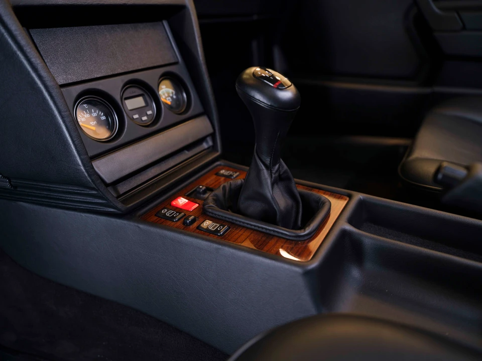 1990 Mercedes-Benz 190E 2.5-16 Evolution II - Image 17 of 31