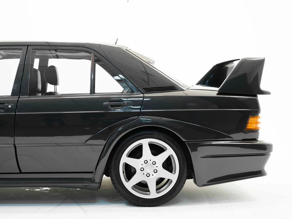 1990 Mercedes-Benz 190E 2.5-16 Evolution II - Image 22 of 31
