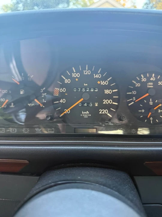 1990 Mercedes-Benz W124 E-Class - Image 6 of 7