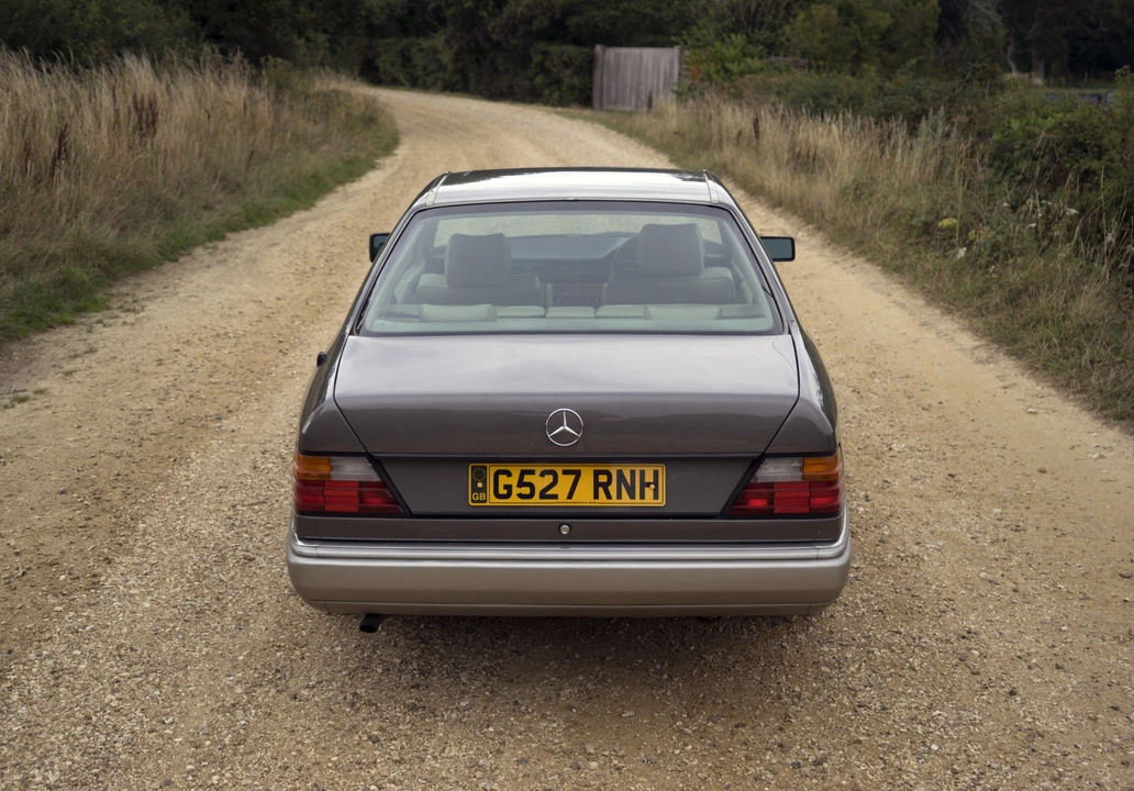 1990 Mercedes-Benz W124 E-Class - Image 4 of 6