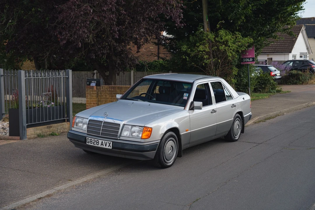 1990 Mercedes-Benz W124 E-Class - Image 10 of 30