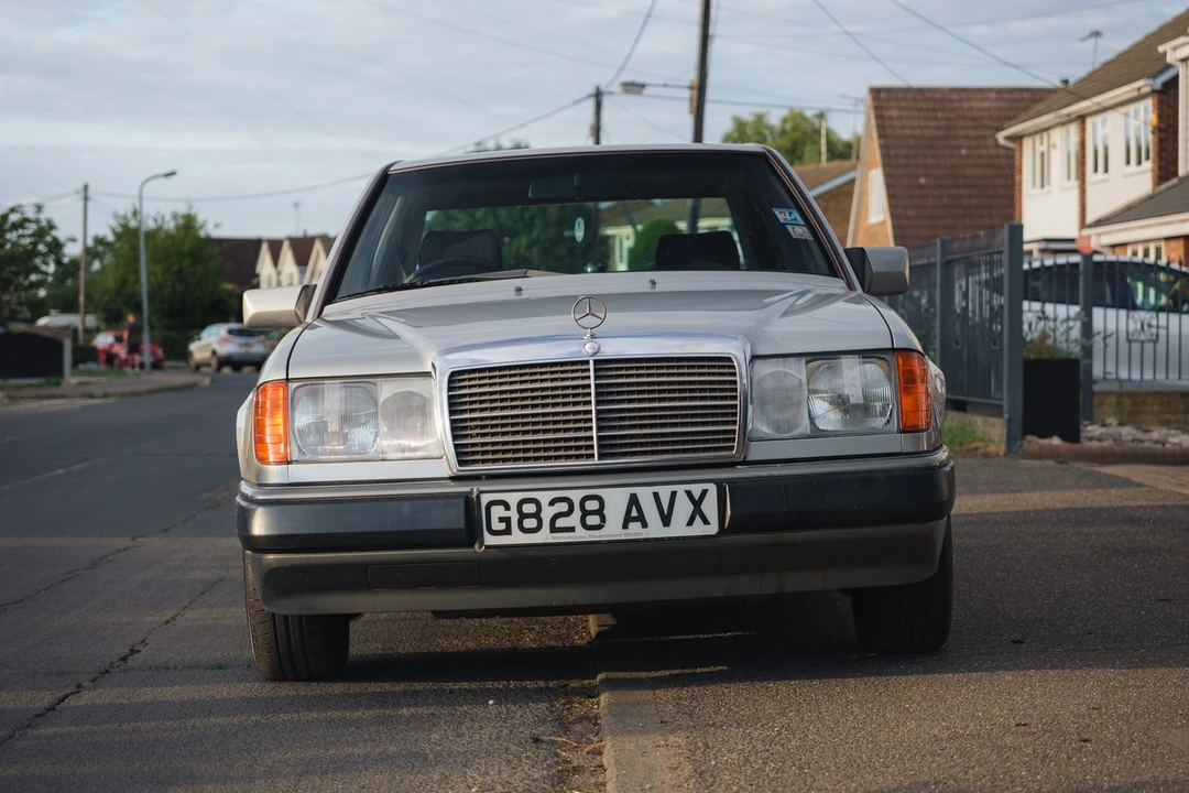 1990 Mercedes-Benz W124 E-Class - Image 3 of 30
