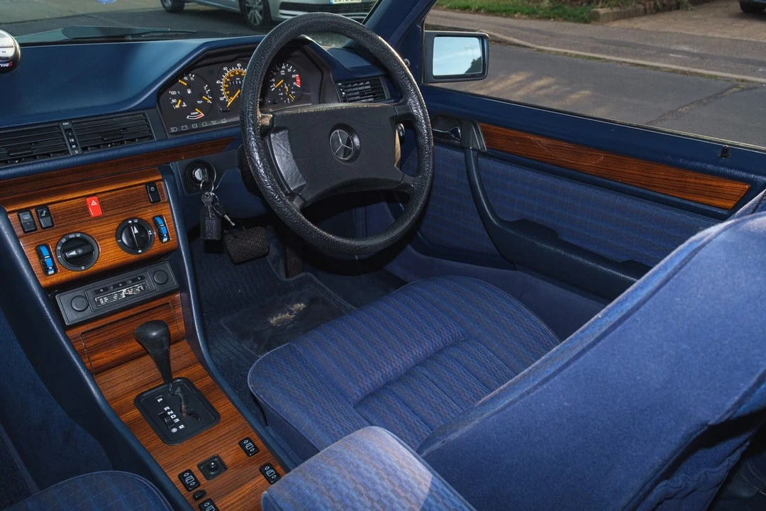 1990 Mercedes-Benz W124 E-Class - Image 24 of 30