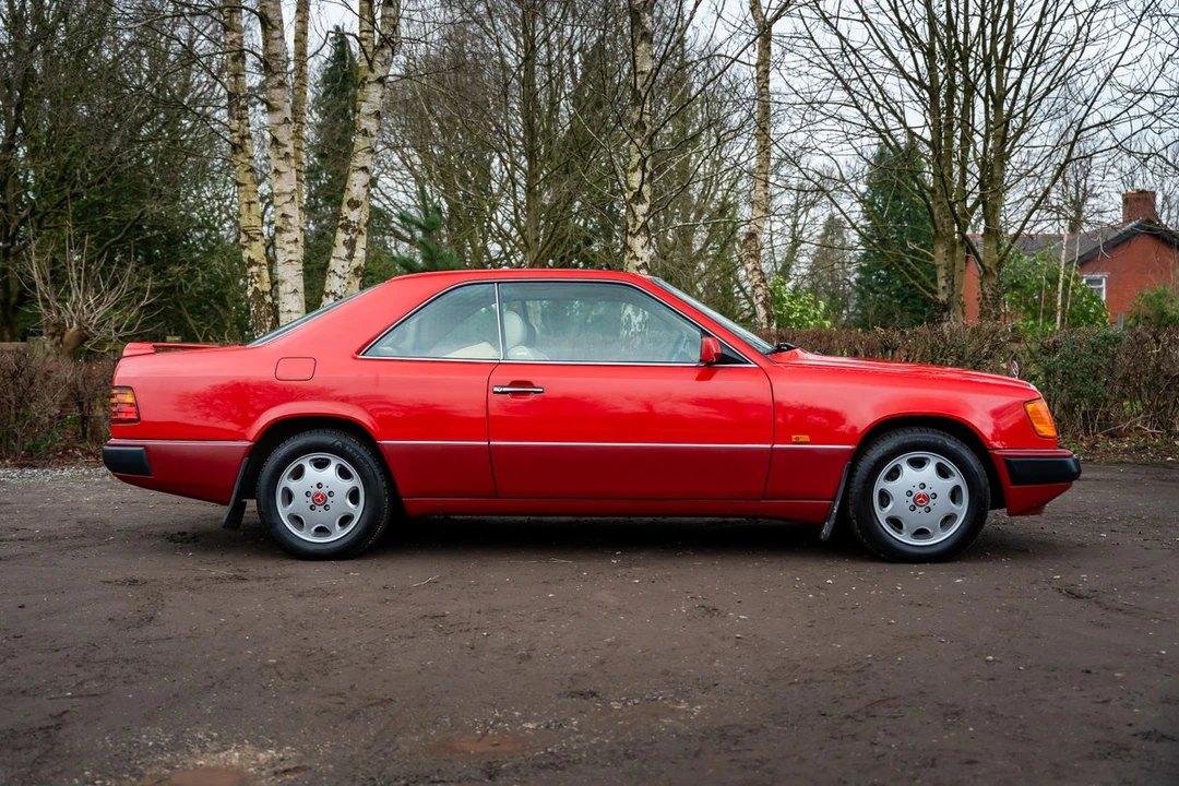 1990 Mercedes-Benz W124 E-Class - Image 11 of 30