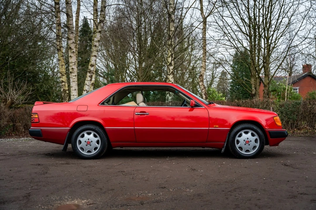 1990 Mercedes-Benz W124 E-Class - Image 13 of 30