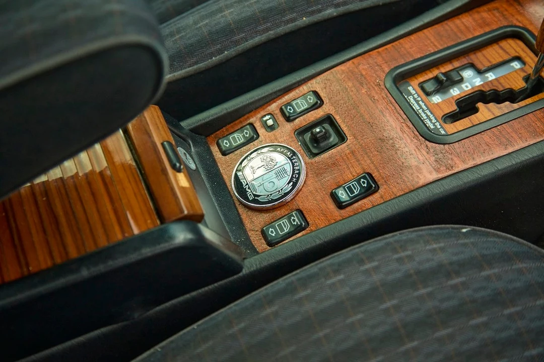 1990 Mercedes-Benz W124 E-Class - Image 27 of 30
