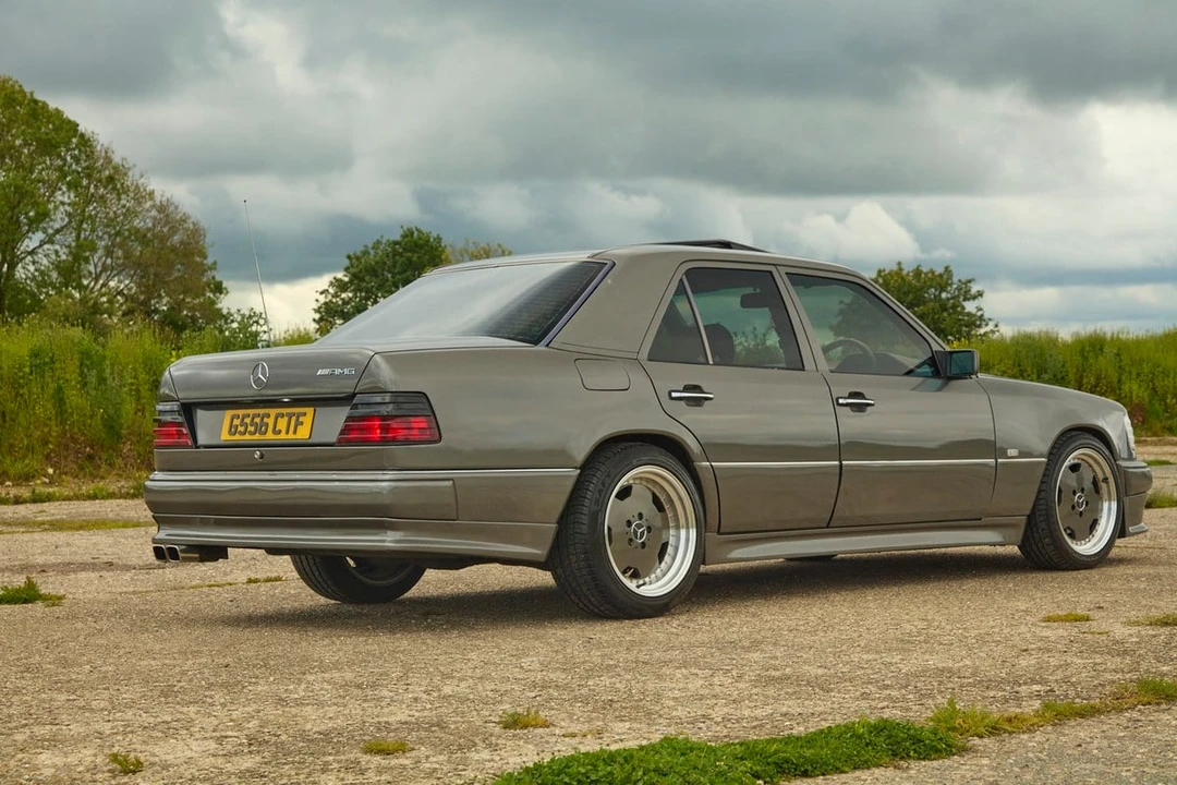 1990 Mercedes-Benz W124 E-Class - Image 8 of 30