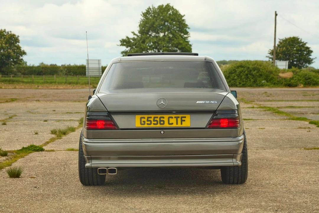 1990 Mercedes-Benz W124 E-Class - Image 5 of 30