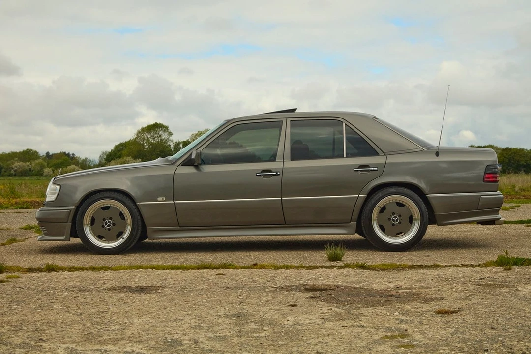 1990 Mercedes-Benz W124 E-Class - Image 7 of 30