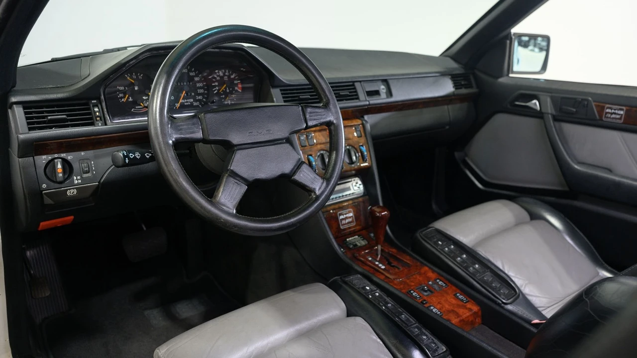 1990 Mercedes-Benz W124 E-Class - Image 8 of 31