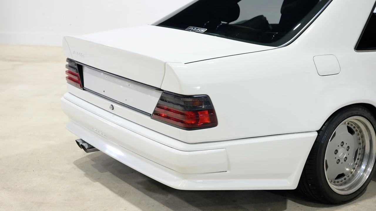 1990 Mercedes-Benz W124 E-Class - Image 19 of 31